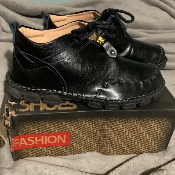 Fashion Boots - Picture 2 of 4